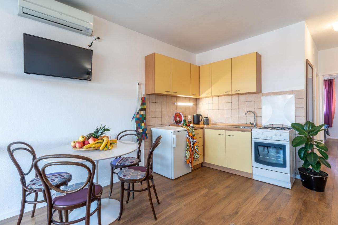Apartments Lota On Top Location Супетар Екстериор снимка